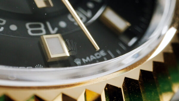 ⌚️ WIN A 2025 ROLEX SKY-DWELLER ⌚️ - Image 15