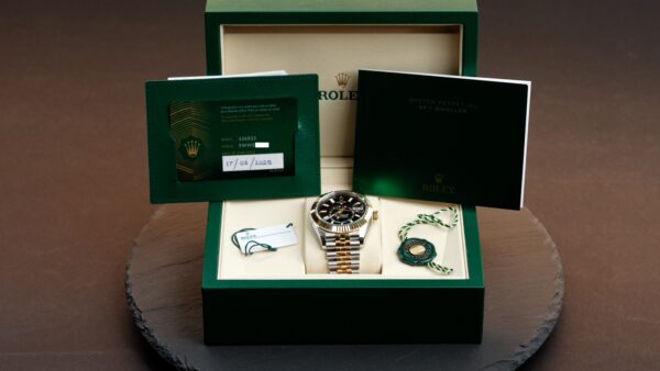 ⌚️ WIN A 2025 ROLEX SKY-DWELLER ⌚️ - Image 6